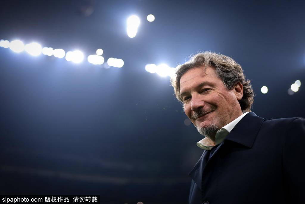 国米4-0大胜科莫，意甲积分榜领跑！明天那不勒斯与尤文的巅峰对决引人关注